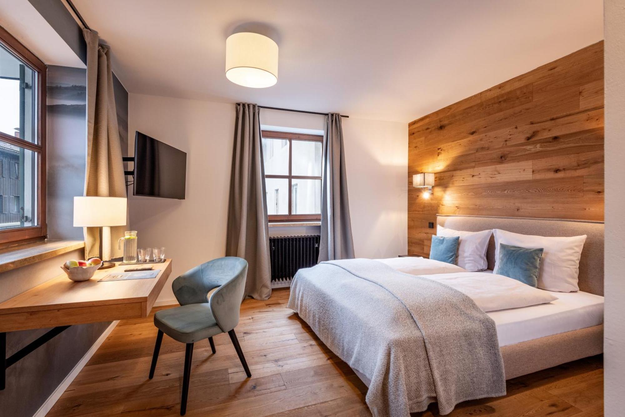Lambacher Hotel 4*